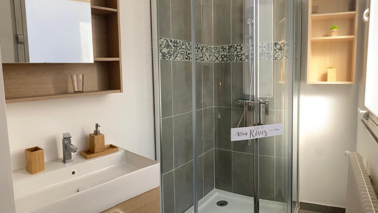 La Maison D'Angelique - Colocation Hoteliere A 150M Gare Tgv- Grande Cuisine Equipee & Salon - Fibre - Netflix Niort Ngoại thất bức ảnh
